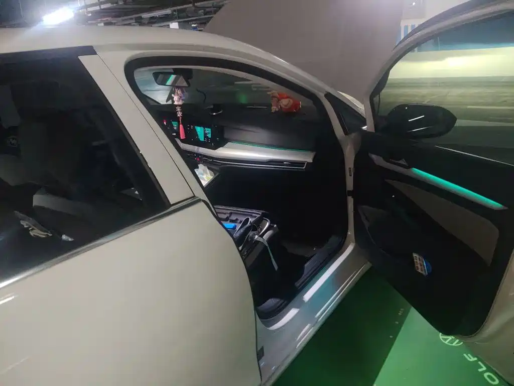 Volkswagen Golf — миниатюра 19