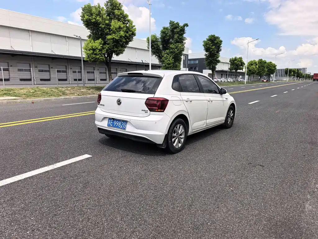 Volkswagen Polo — миниатюра 12