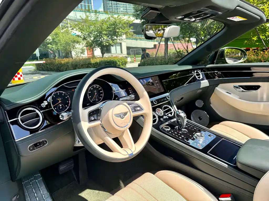 Bentley Continental — миниатюра 4