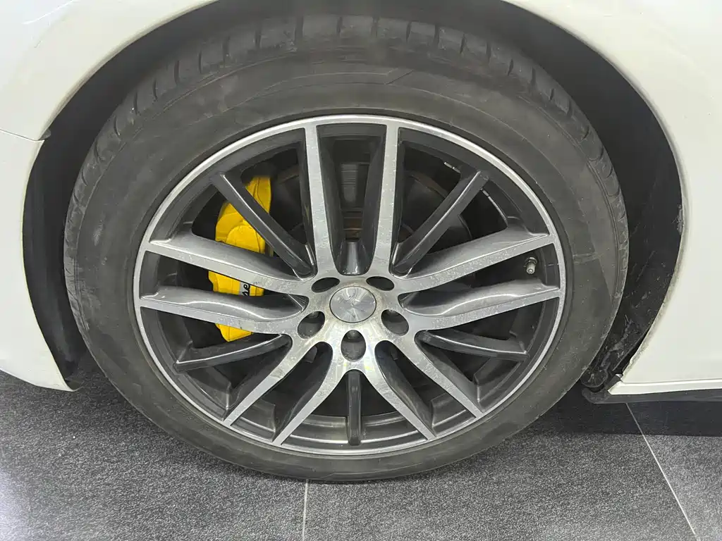 Maserati Ghibli — миниатюра 17