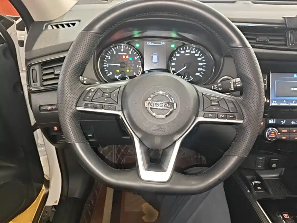 Nissan X-Trail — миниатюра 11