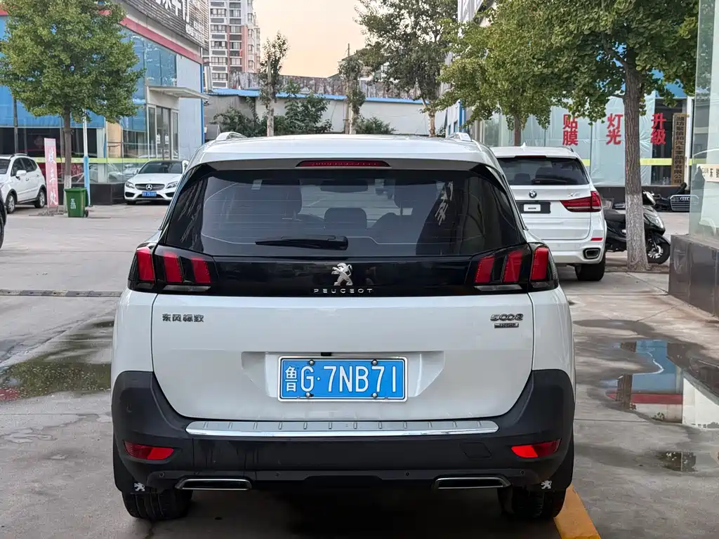Peugeot 5008 — миниатюра 8