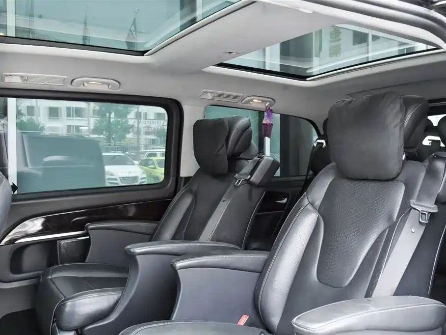 Mercedes-Benz V-Class — миниатюра 18