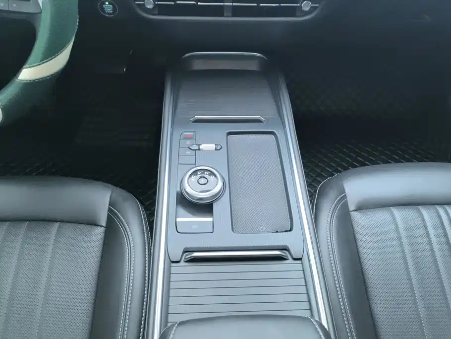 Ford Mondeo — миниатюра 16