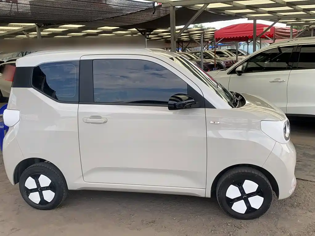 Wuling MINIEV — миниатюра 14