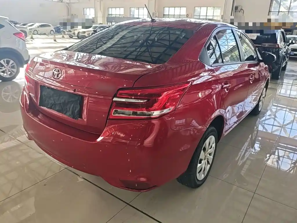 Toyota Vios — миниатюра 7