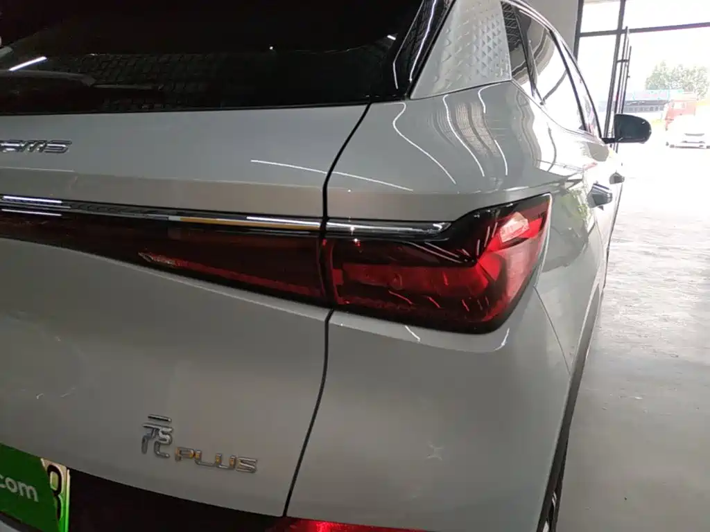 BYD Yuan Plus — миниатюра 8