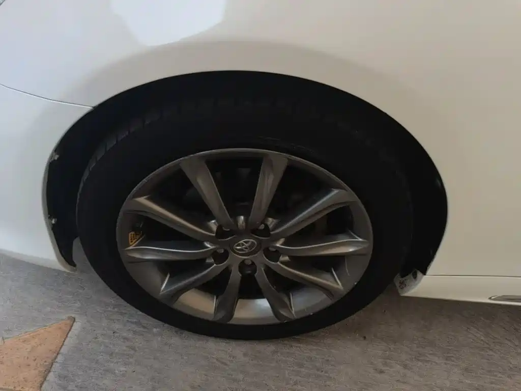 Toyota Reiz — миниатюра 23