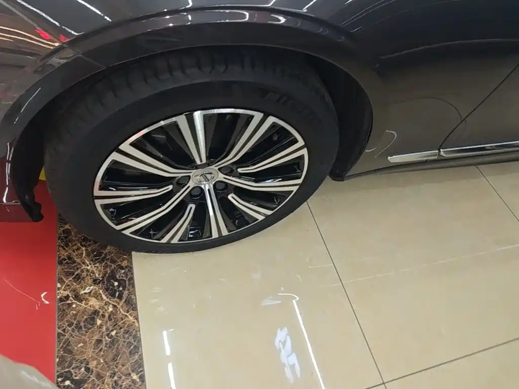Volvo S90 — миниатюра 23