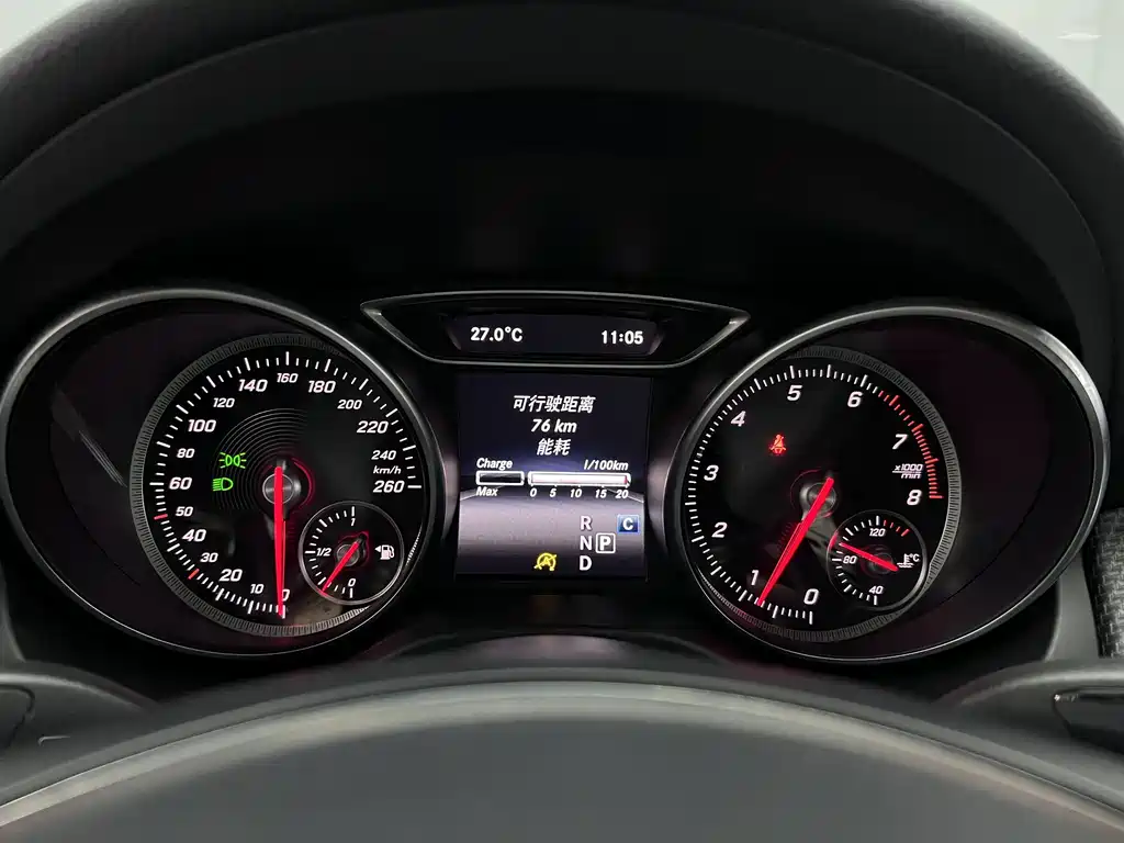 Mercedes-Benz GLA — миниатюра 18