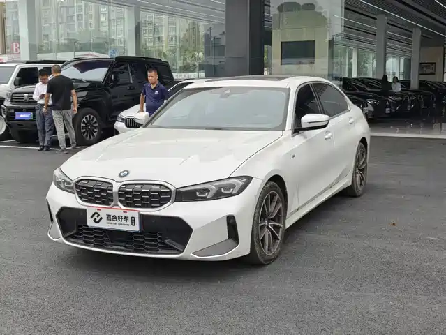 BMW  3 SERIES 2024