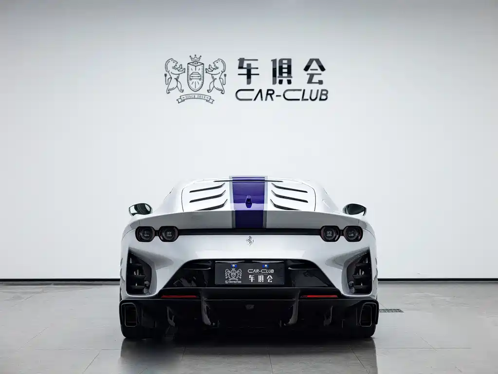 Ferrari 812 2021 Competizione