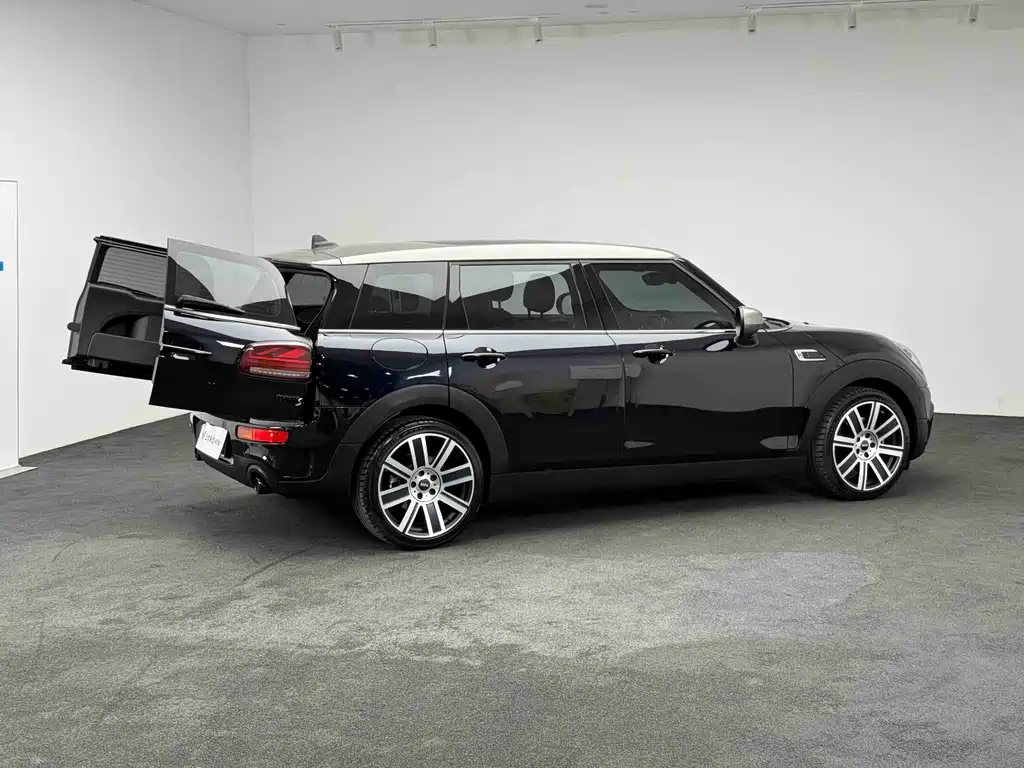 MINI Mini Clubman — миниатюра 12