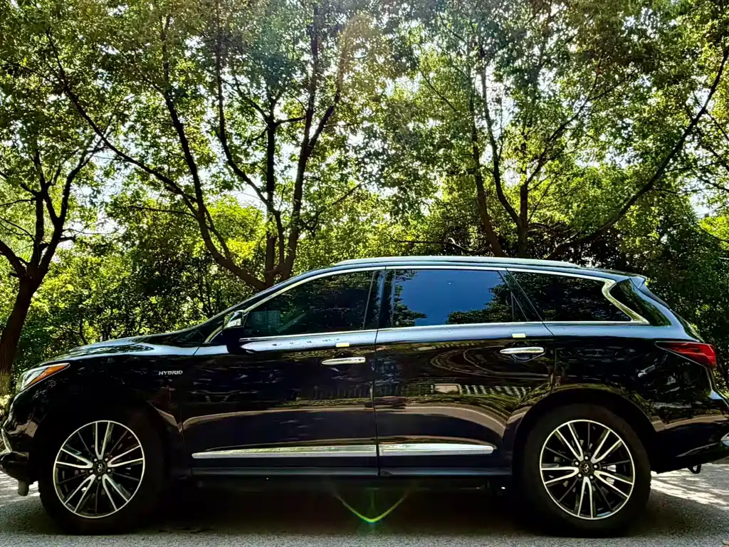 Infiniti QX60 (Import) — миниатюра 3