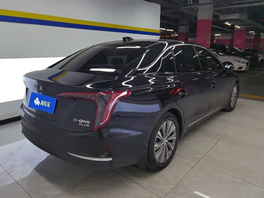 Hongqi Hongqi E-QM5 — миниатюра 3