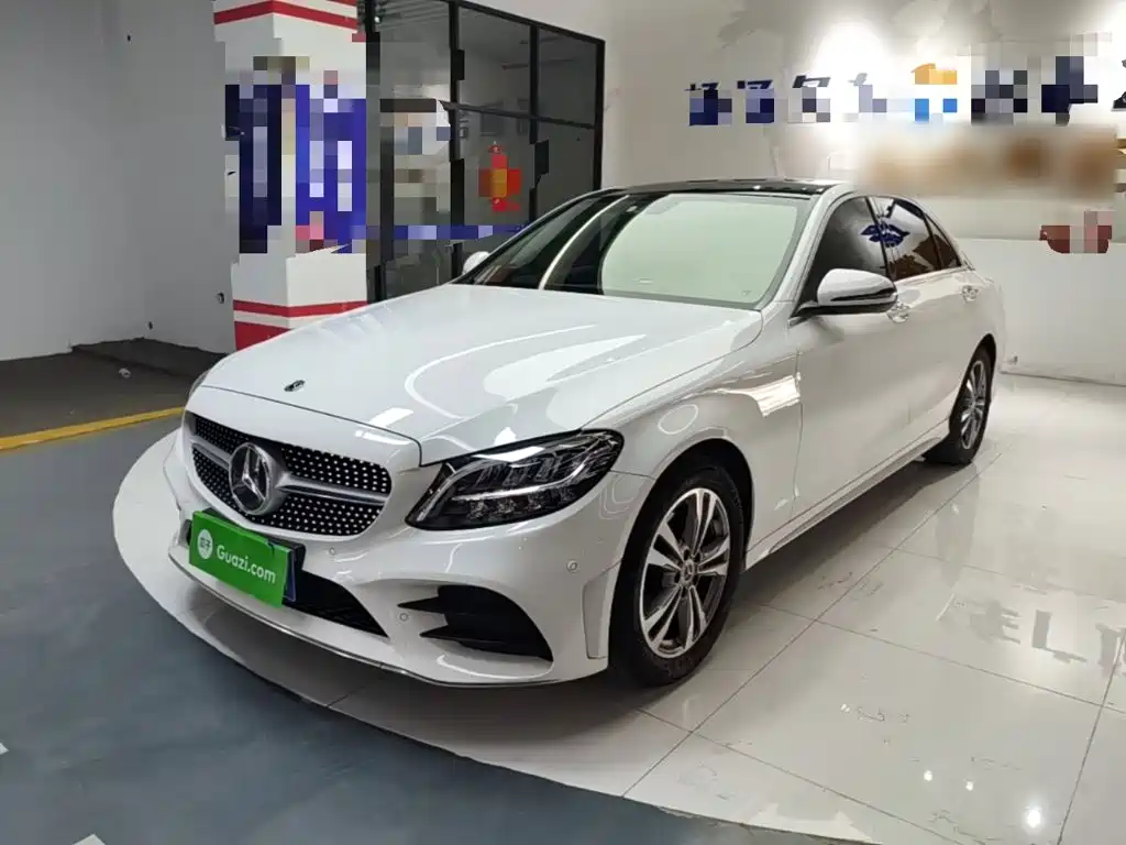 Mercedes-Benz C-Class — миниатюра 2