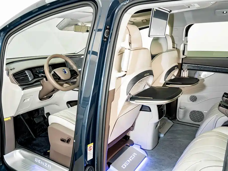 Denza Denza D9 — миниатюра 18