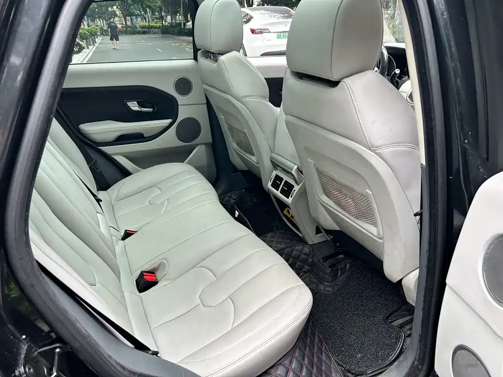 Land Rover Evoque (Import) — миниатюра 17