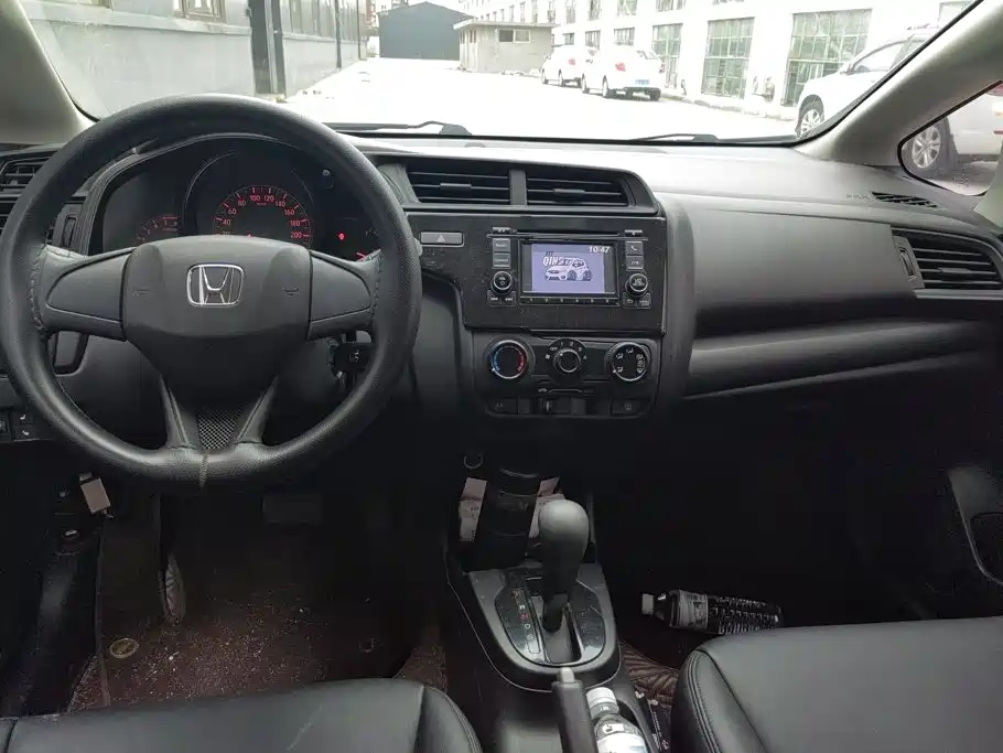 Honda Fit — миниатюра 12
