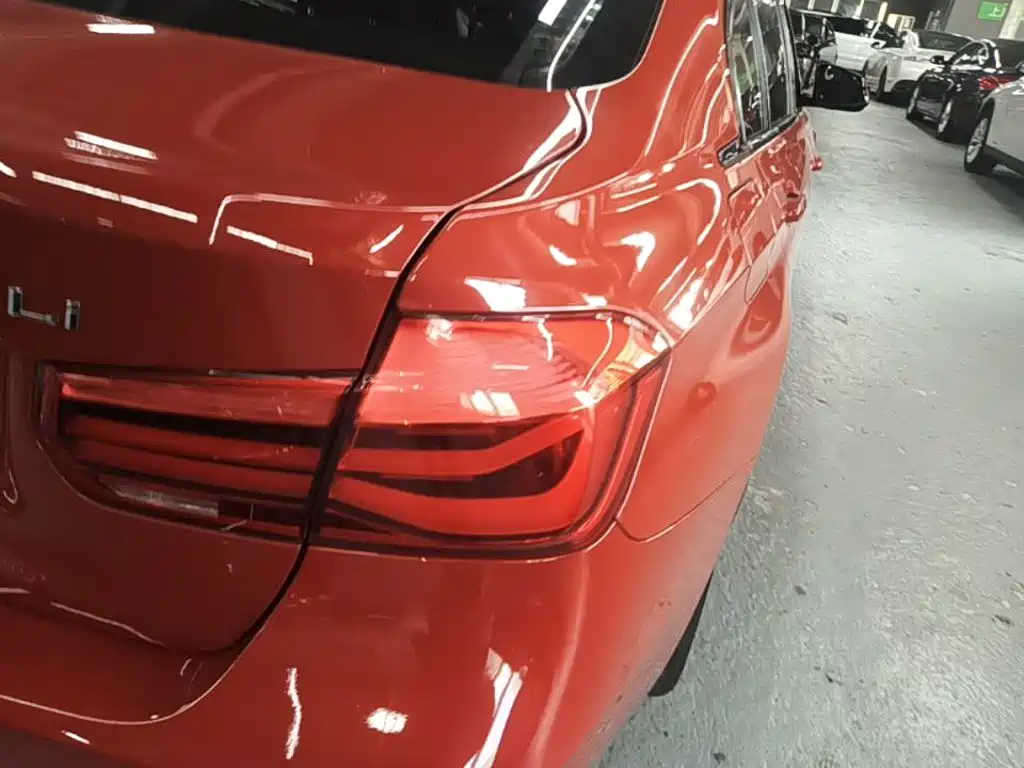 BMW 3 Series — миниатюра 8