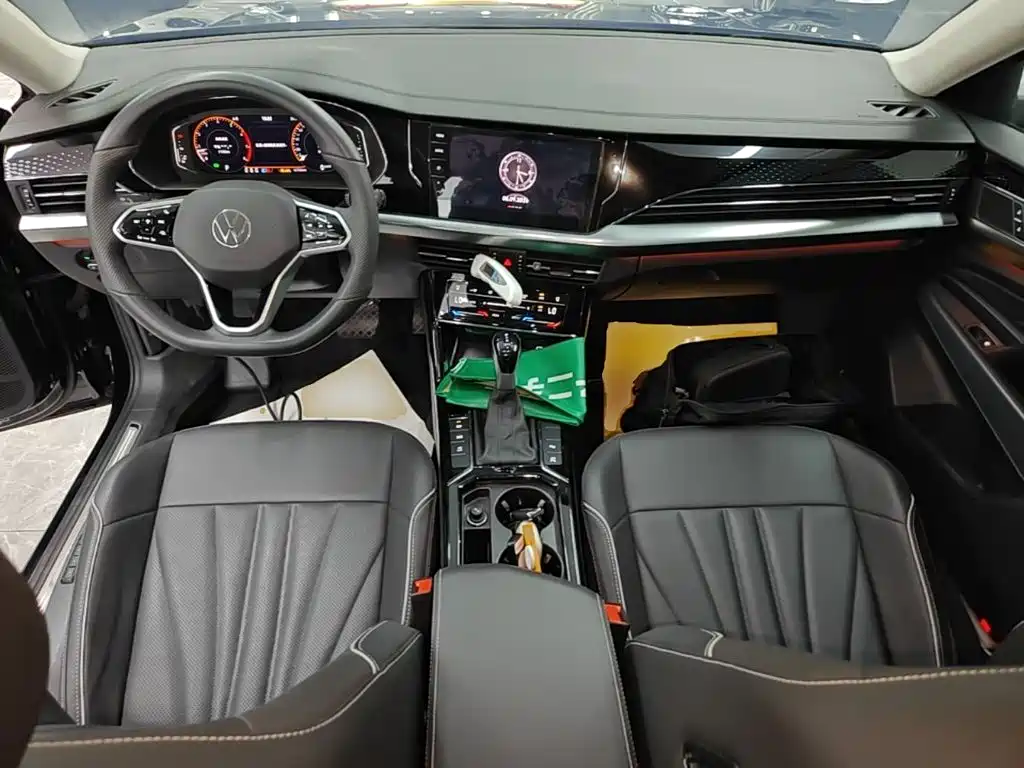 Volkswagen Passat — миниатюра 10