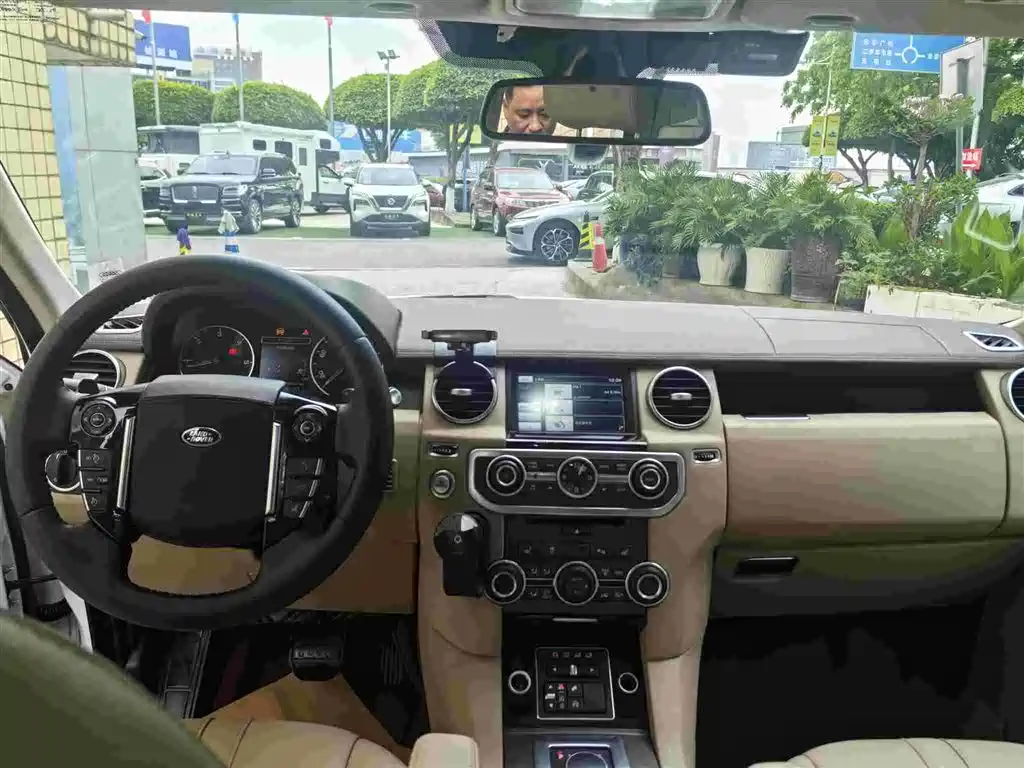 Land Rover Discovery 2014 3.0 SDV6 HSE