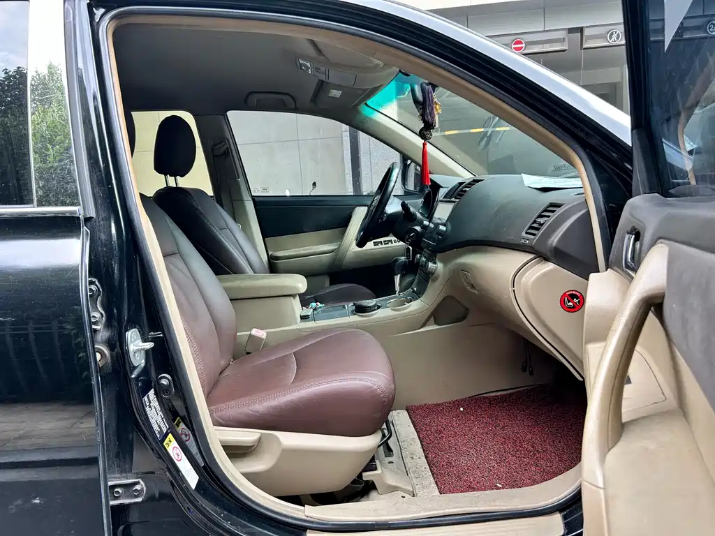 Toyota Highlander — миниатюра 6