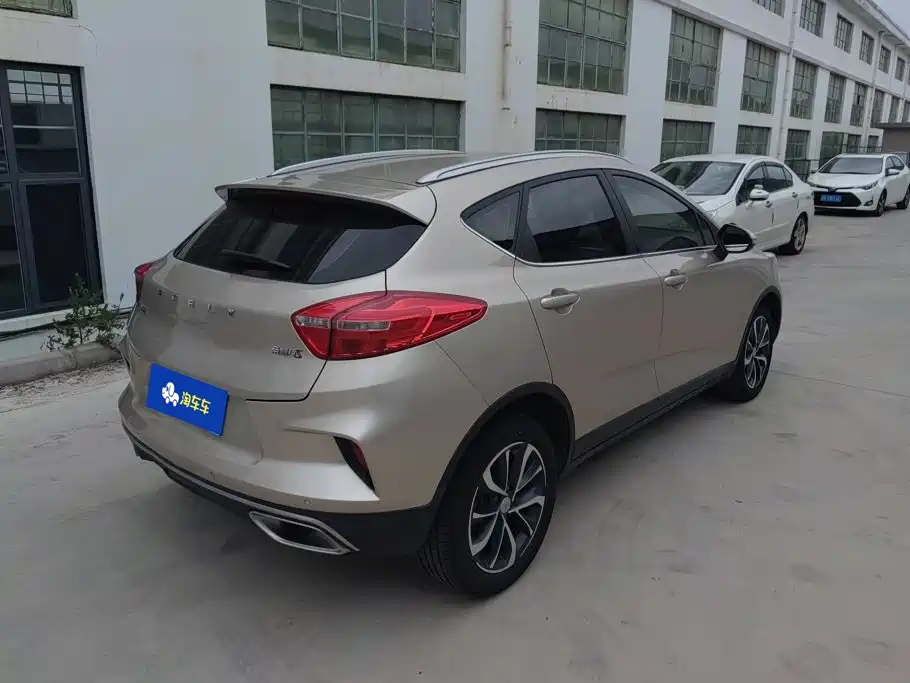 Geely Emgrand GS — миниатюра 3