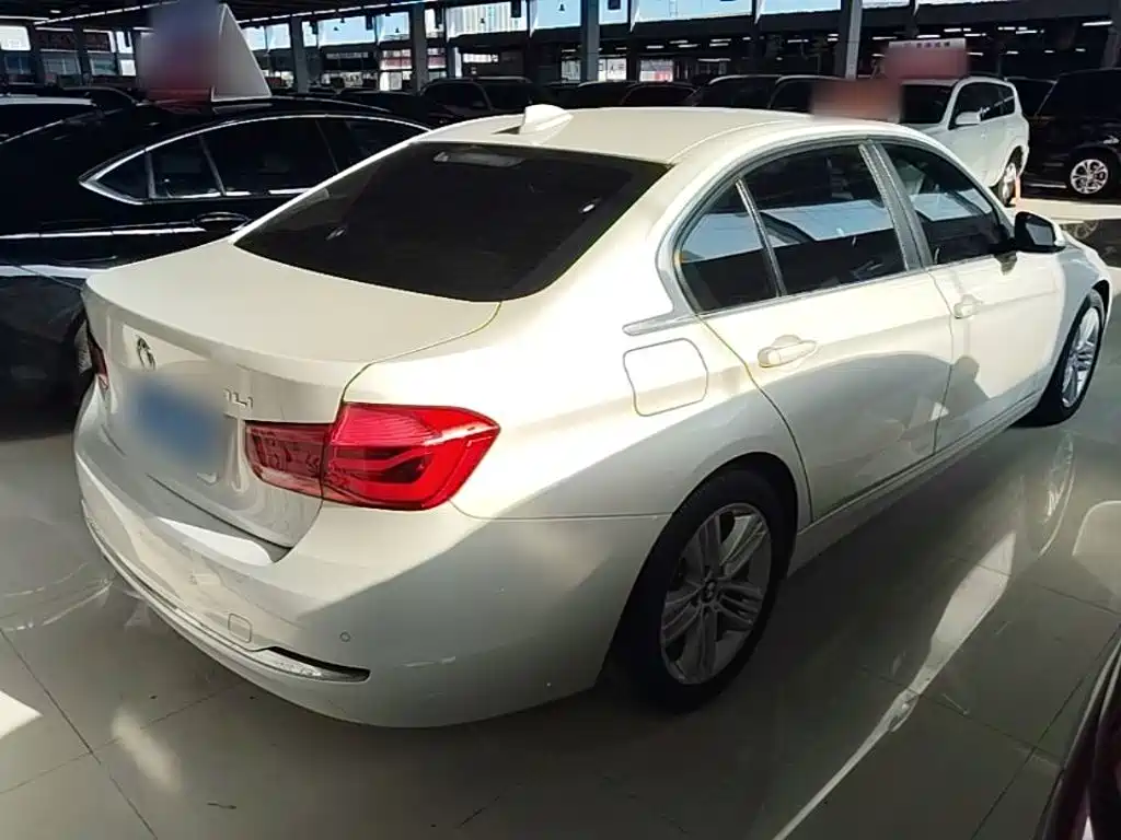 BMW 3 Series — миниатюра 7