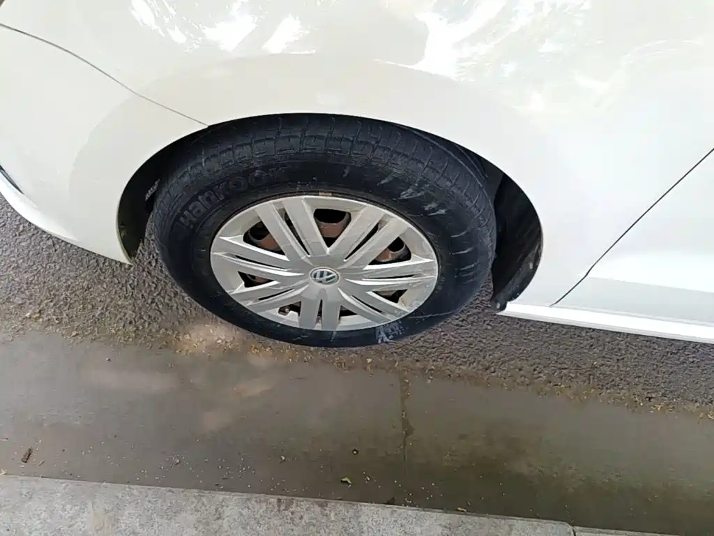 Volkswagen Polo — миниатюра 25