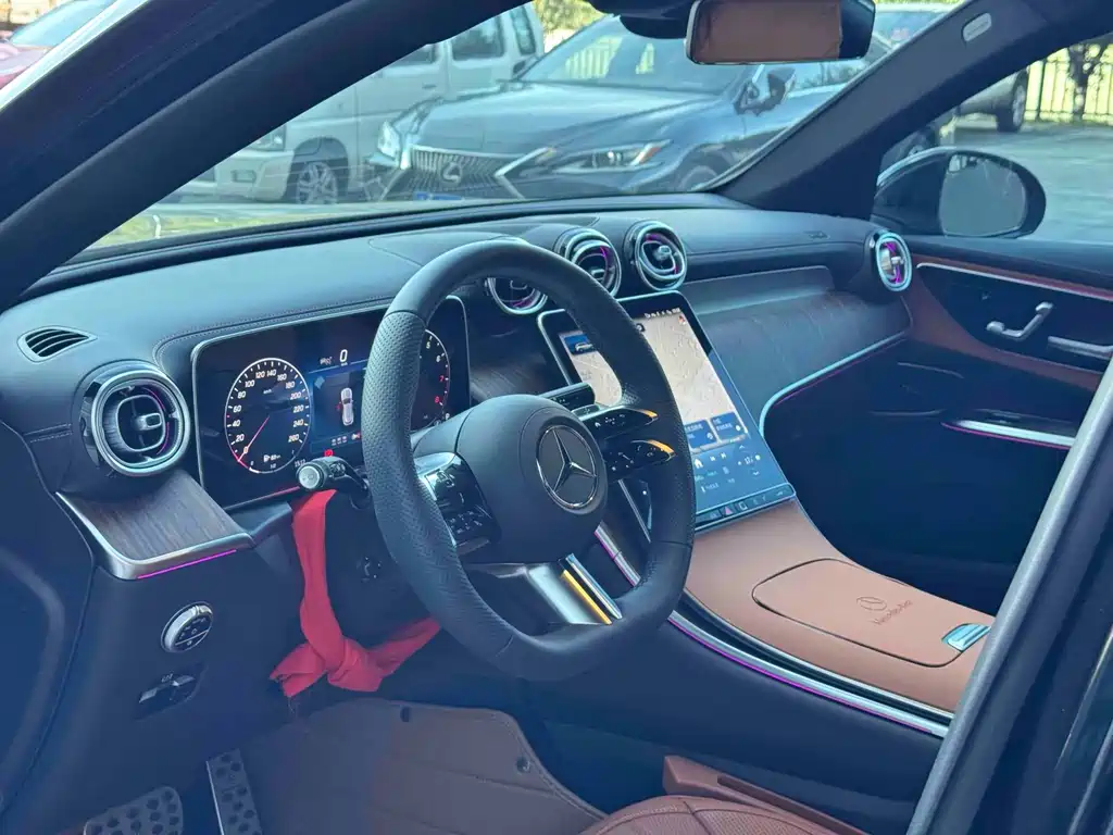 Mercedes-Benz GLC — миниатюра 9