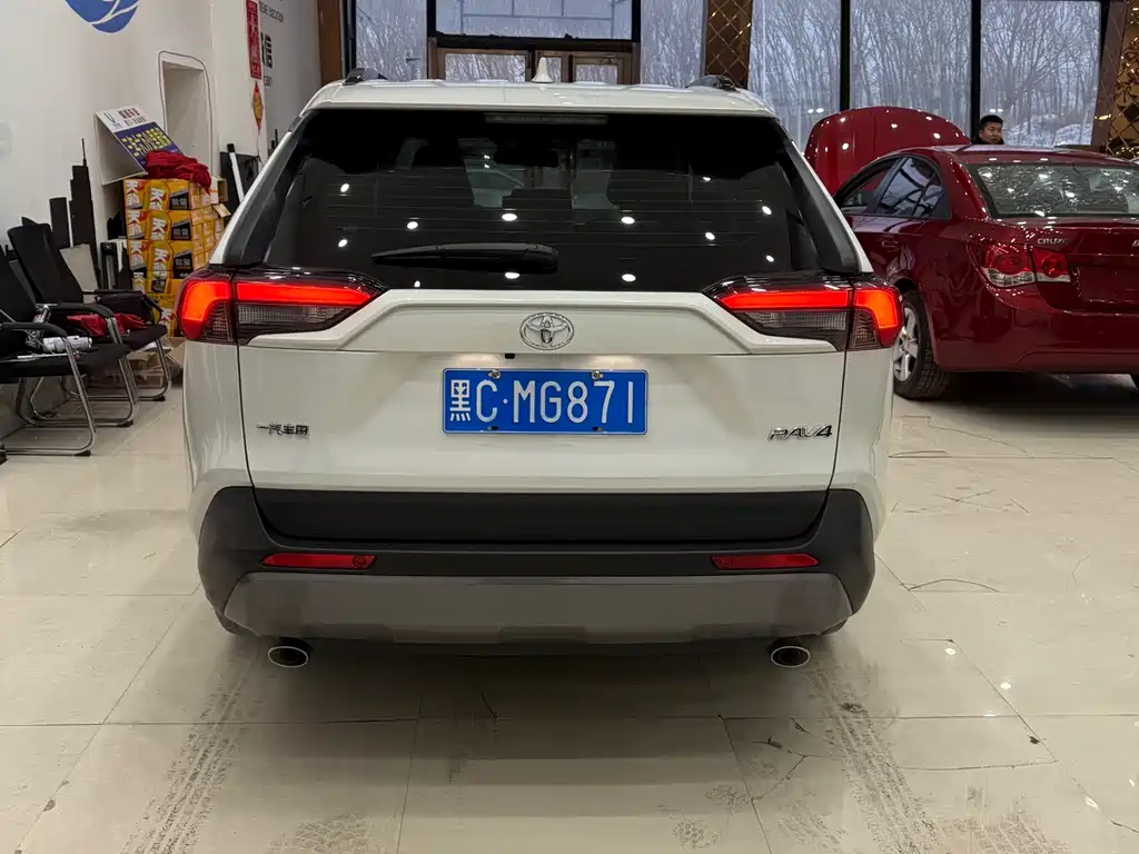 TOYOTA RAV4 RONGFANG