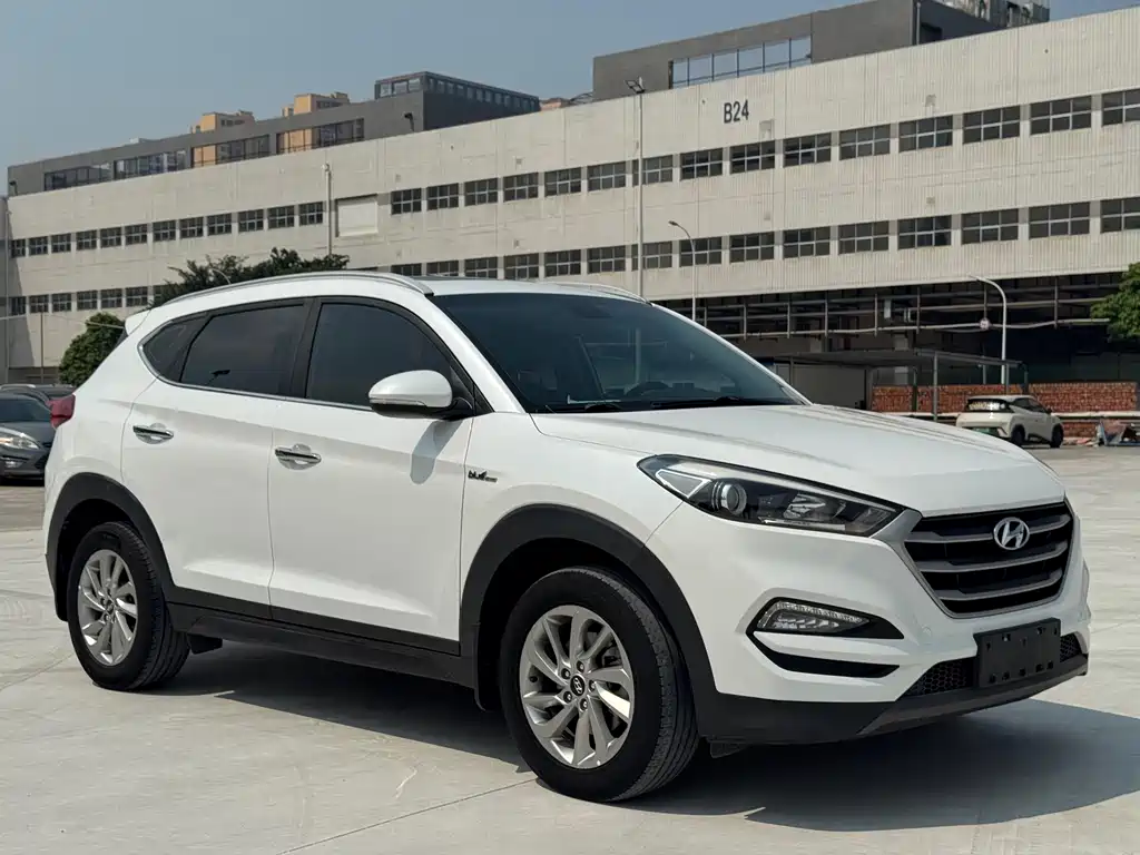 Hyundai Tucson — миниатюра 3