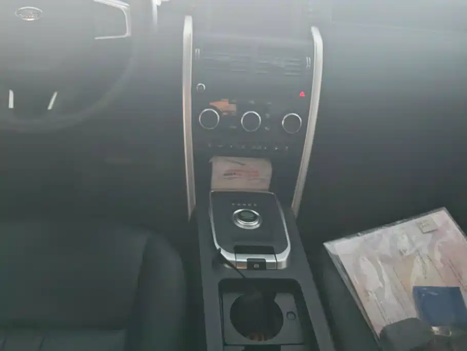 Land Rover Discovery Sport — миниатюра 16