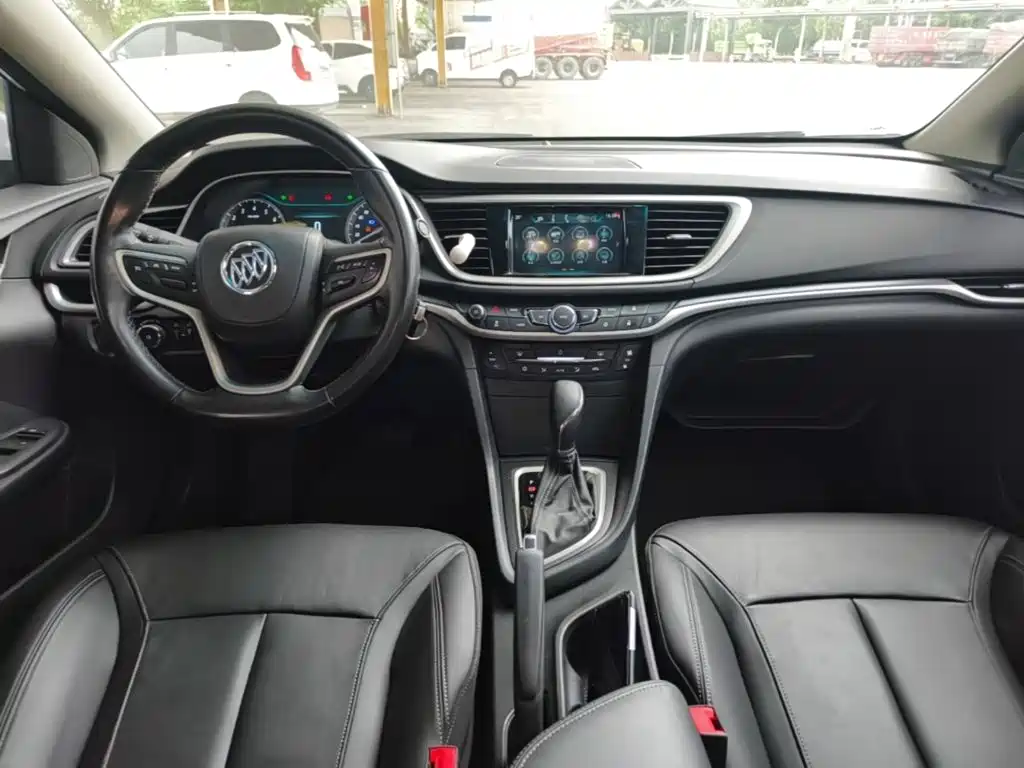 Buick Excelle — миниатюра 10