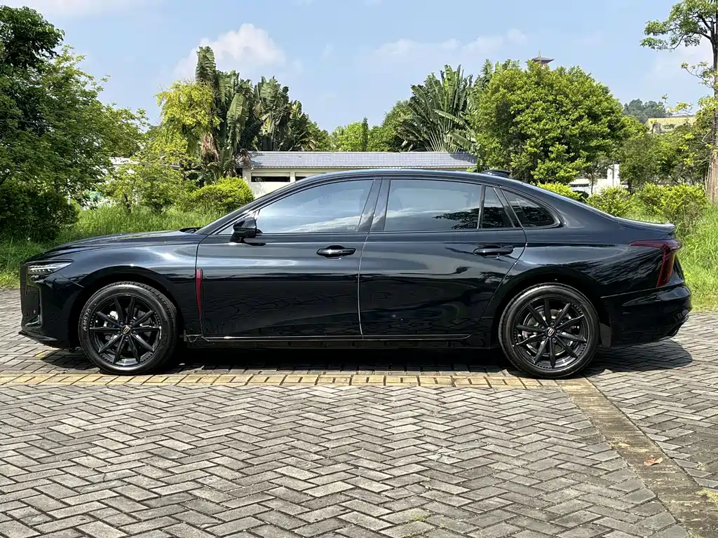 Hongqi Hongqi H5 — миниатюра 7