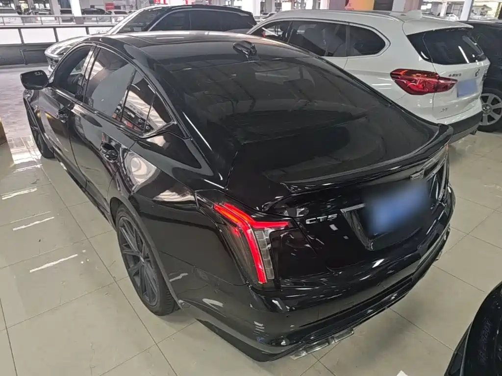 Cadillac CT5 — миниатюра 5