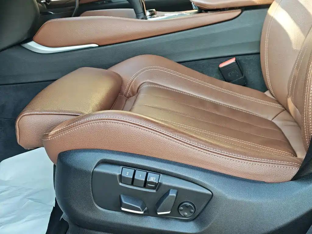 BMW X6 — миниатюра 5