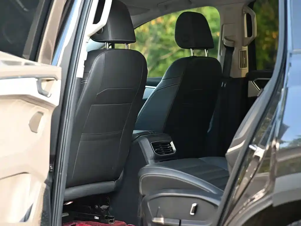 Volkswagen Talagon — миниатюра 5
