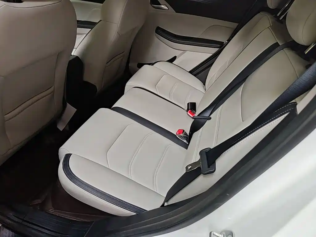 BYD Yuan Pro — миниатюра 17