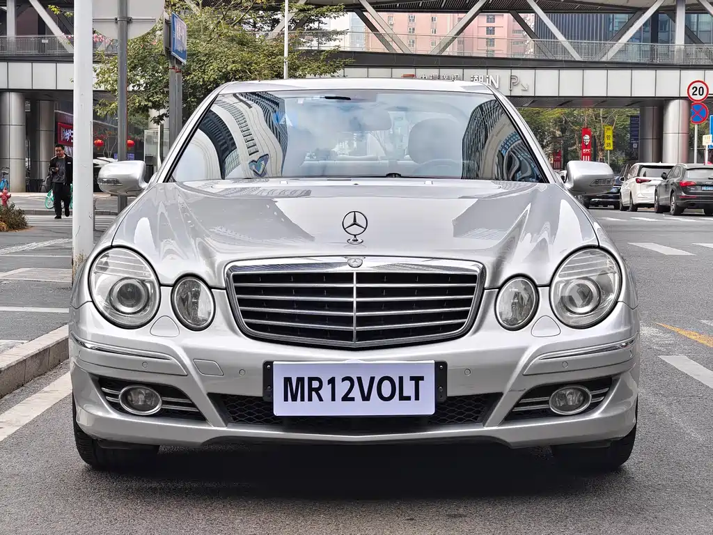 Mercedes-Benz E-Class E 2008 E 230 Fashion