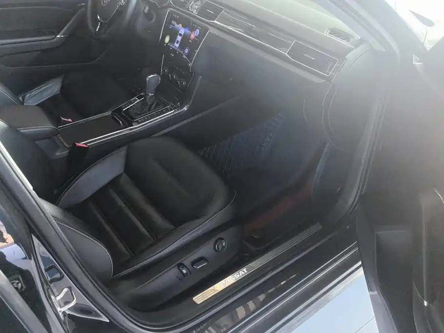 Volkswagen Passat — миниатюра 8