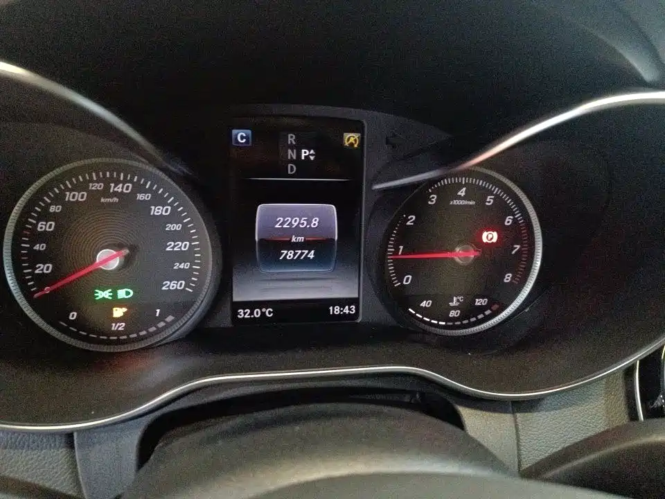 Mercedes-Benz C-Class — миниатюра 4