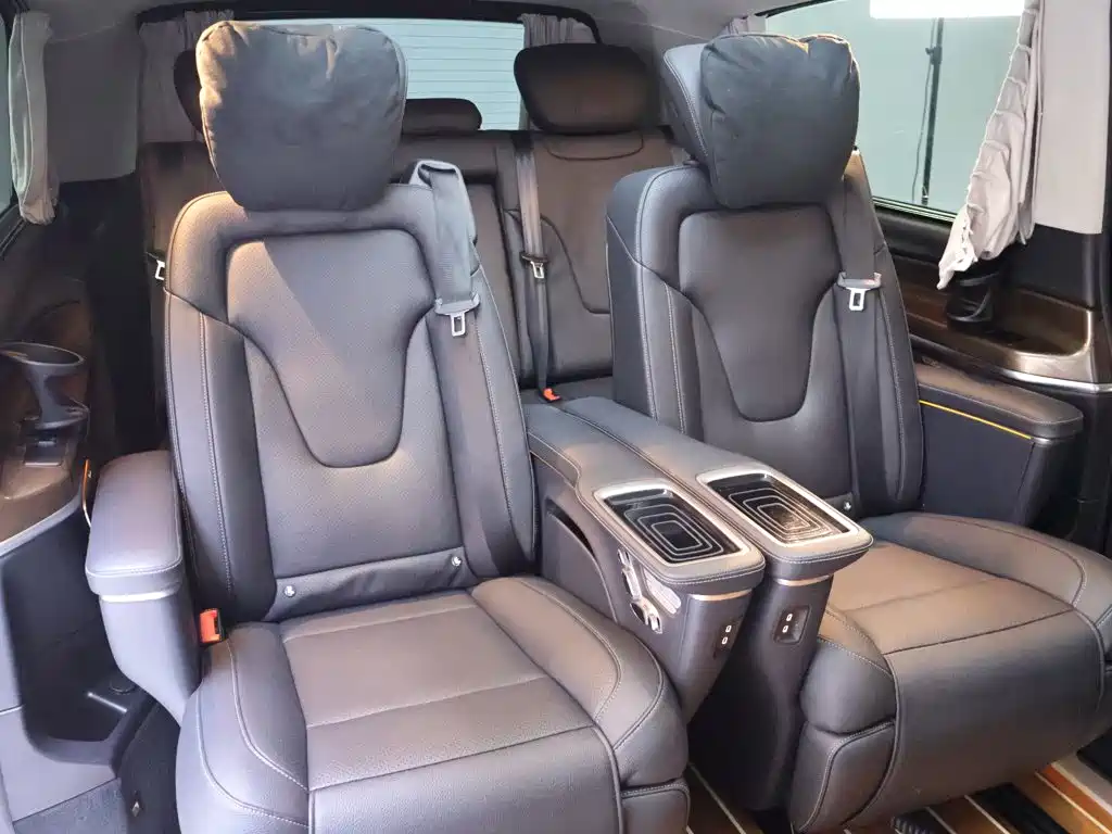 Mercedes-Benz V-Class — миниатюра 23