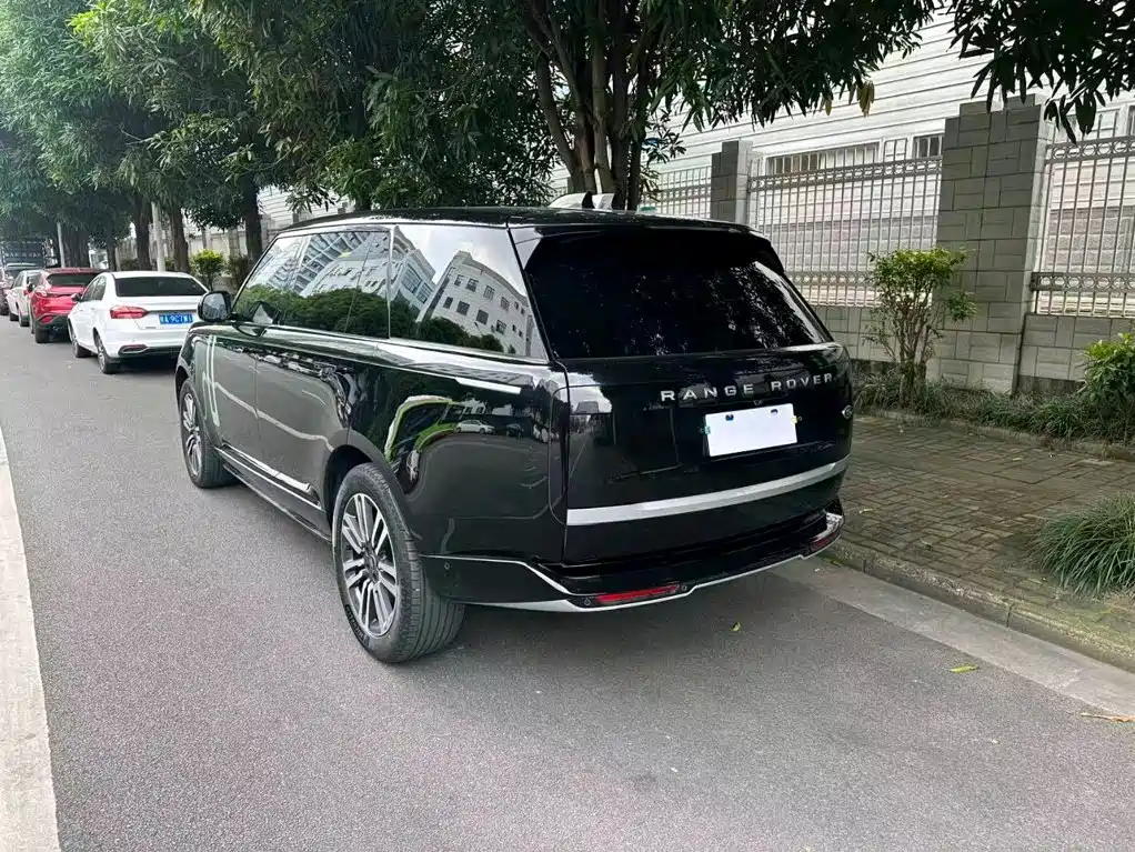 Land Rover Range Rover — миниатюра 5