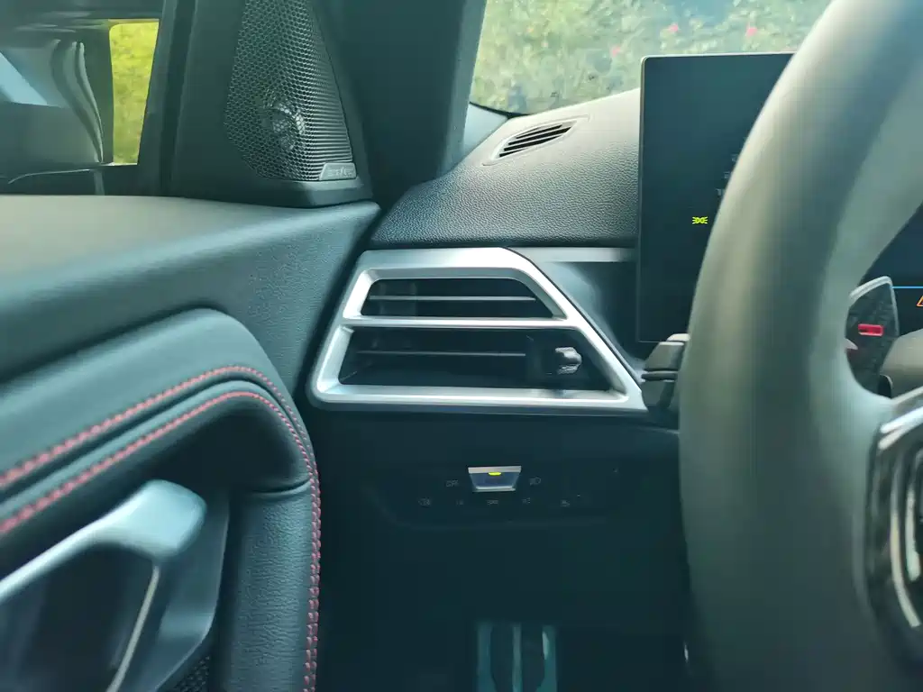 BMW M2 — миниатюра 23