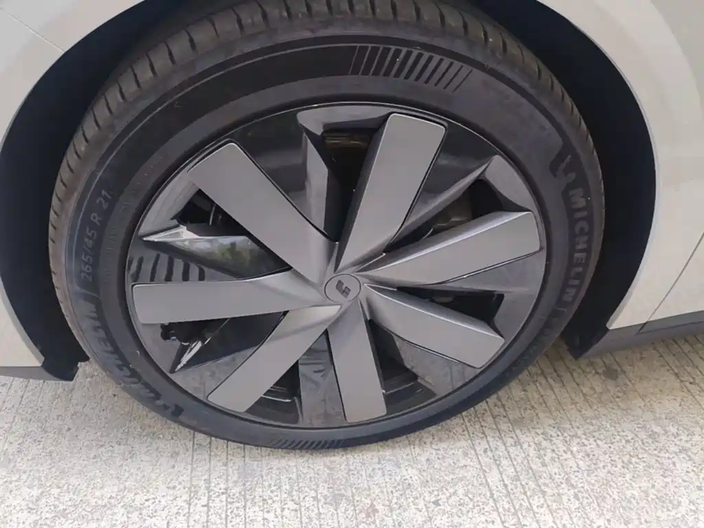 Li Auto Li i8 — миниатюра 23