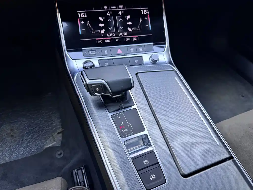 Audi A7L — миниатюра 15