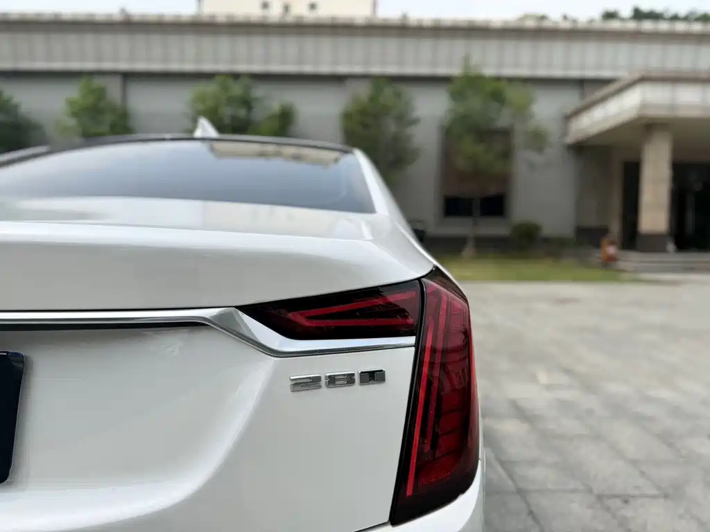 Cadillac CT6 — миниатюра 17