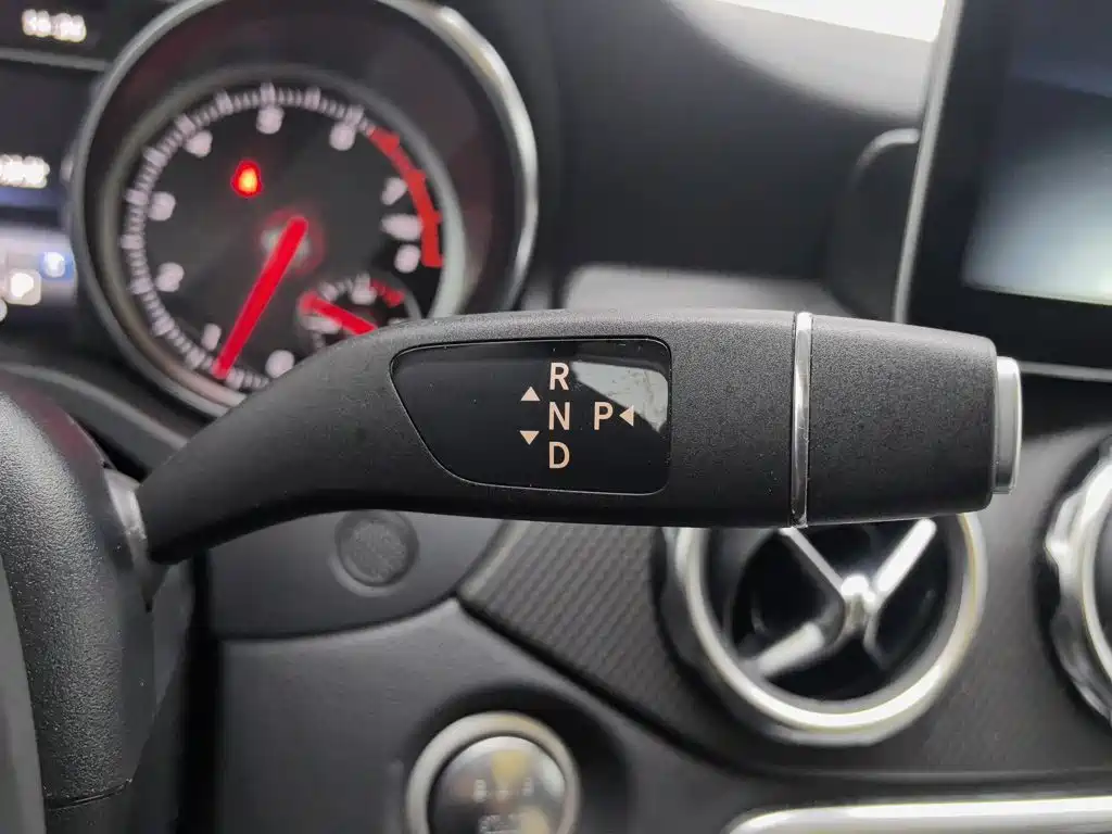 Mercedes-Benz GLA — миниатюра 13